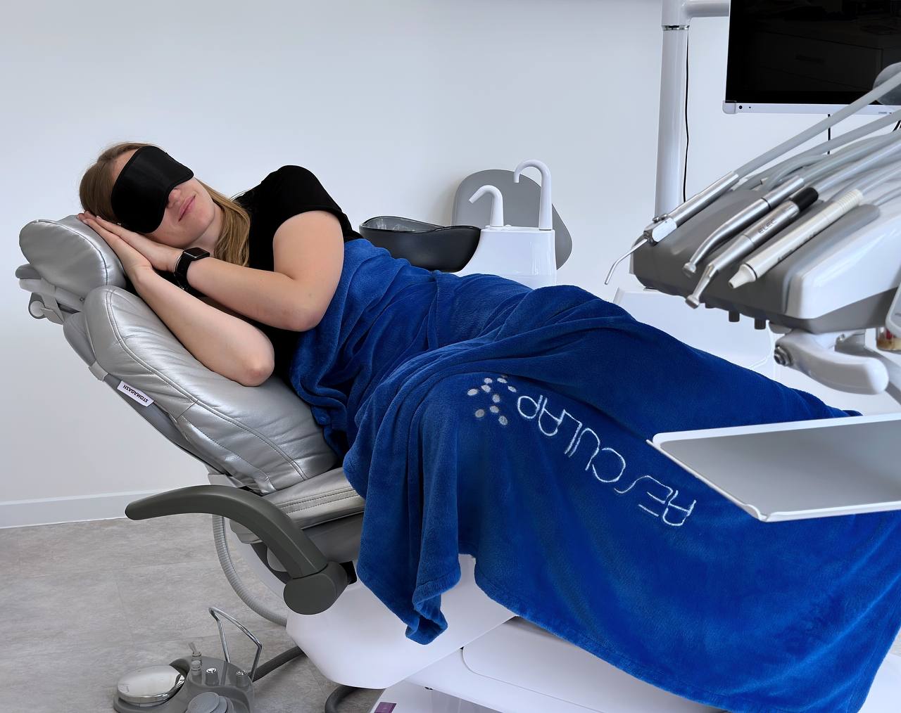 Лікування зубів уві сні